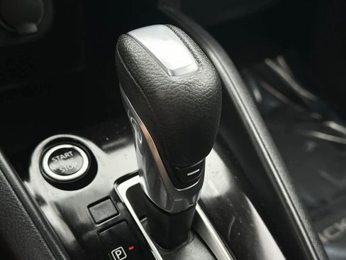 Used 2021 Nissan Kicks S image 27