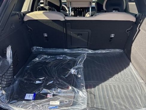 New 2026 Volvo XC60 T8 Plus w/ Protection Package Premier AWD/4WD image 34