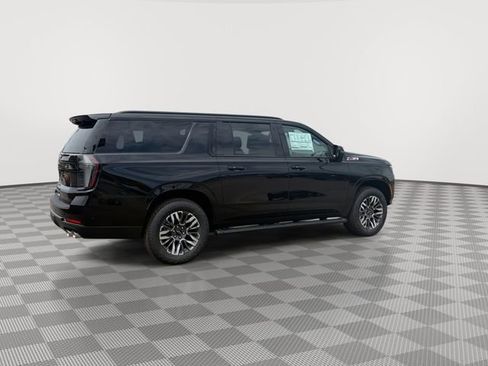 New 2026 Chevrolet Suburban Z71 w/ Z71 Off-Road Package AWD/4WD image 14