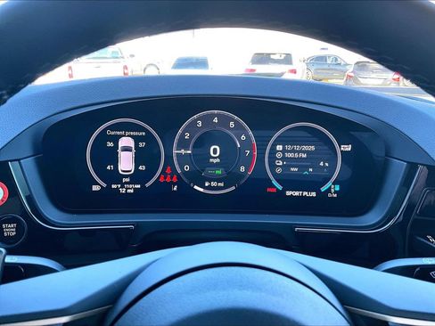 Certified 2026 Porsche Cayenne E-Hybrid AWD/4WD image 25