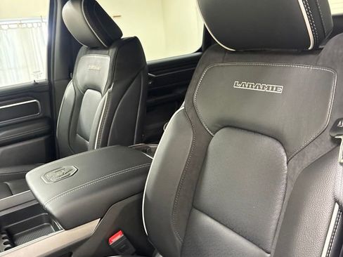 New 2026 RAM 1500 Laramie AWD/4WD image 17
