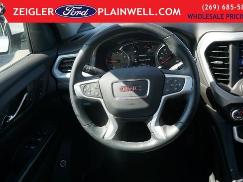 Used 2023 GMC Acadia SLT w/ Preferred Package AWD/4WD image 15