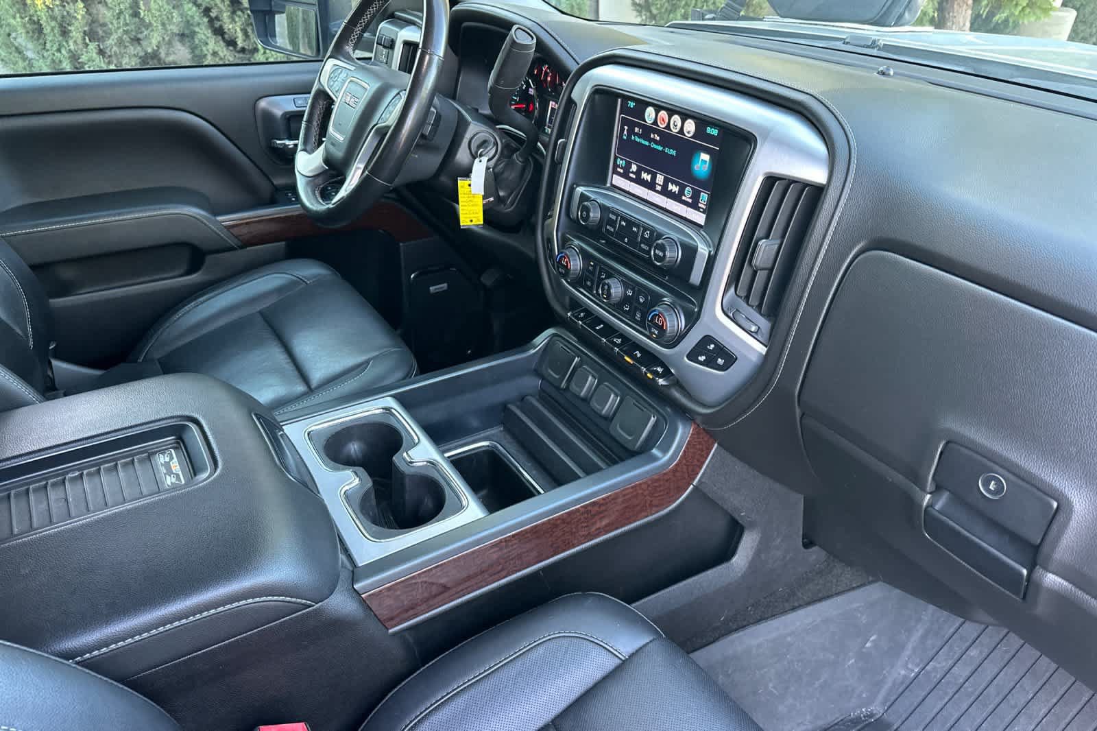 Used 2018 GMC Sierra 1500 SLT w/ SLT Premium Package AWD/4WD image 17