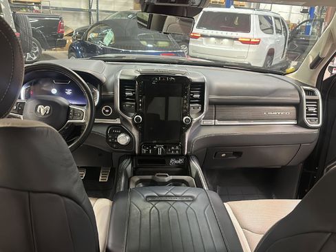 Certified 2024 RAM 1500 Limited image 28