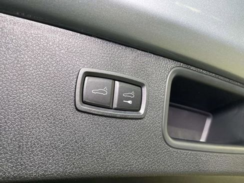 New 2026 Porsche Macan GTS image 21