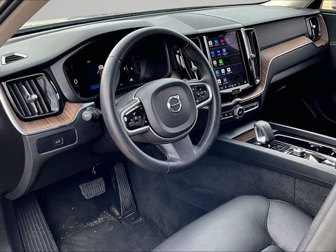 Used 2023 Volvo XC60 B5 Plus w/ Protection Package Premier FWD image 11