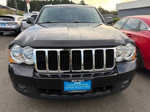 Used 2010 Jeep Grand Cherokee Limited w/ Mopar Chrome Edition Group AWD/4WD image 2