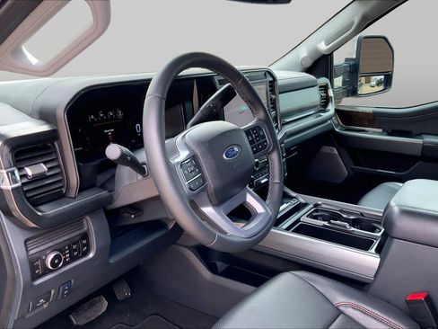 Certified 2026 Ford F350 Lariat w/ Lariat Ultimate Package AWD/4WD image 18