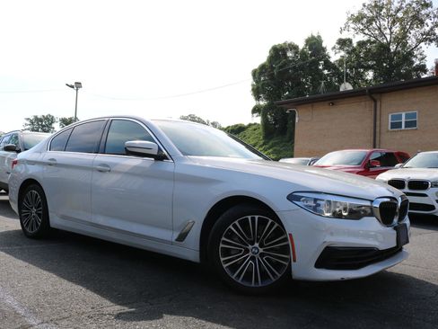 Used 2020 BMW 530i xDrive w/ Convenience Package AWD/4WD image 6