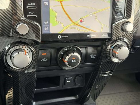 Used 2022 Toyota 4Runner TRD Sport AWD/4WD image 5