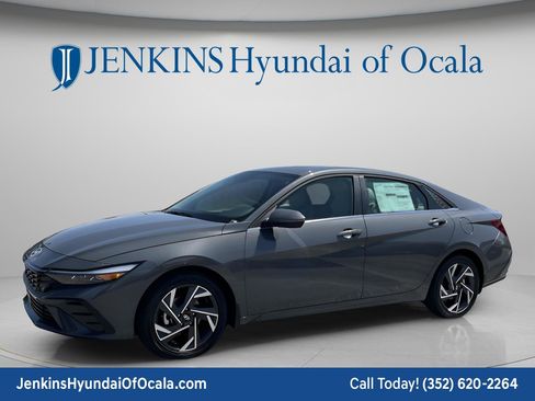 New 2026 Hyundai Elantra Limited FWD image 13