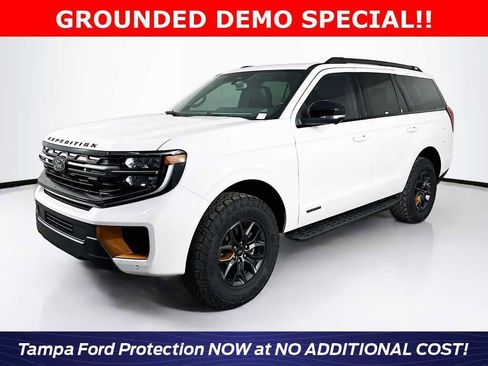 New 2026 Ford Expedition Tremor image 1
