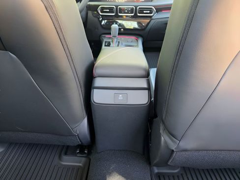 New 2026 Nissan Sentra SR FWD image 8