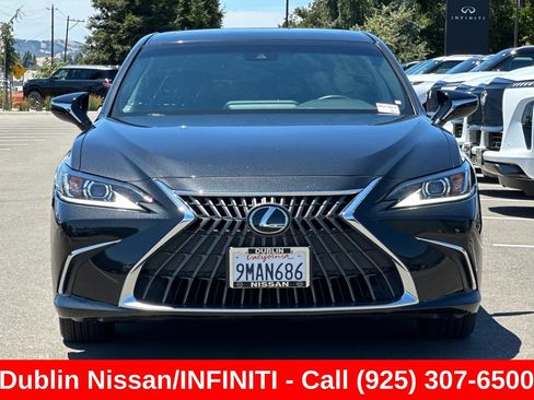 Used 2024 Lexus ES 350 w/ Accessory Package (Z2) FWD image 9