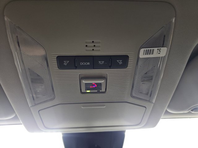 Certified 2025 Toyota RAV4 LE AWD/4WD image 28