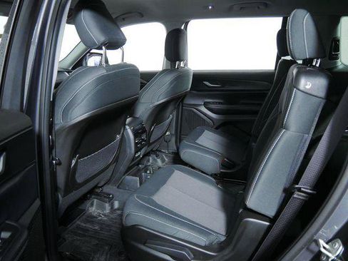 Certified 2023 Jeep Grand Cherokee L Laredo w/ Luxury Tech Group I AWD/4WD image 16