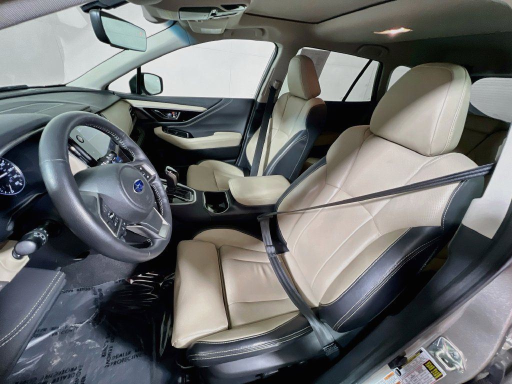 Used 2020 Subaru Outback Limited AWD/4WD image 19