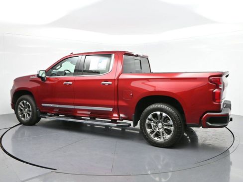 Used 2023 Chevrolet Silverado 1500 High Country w/ Technology Package AWD/4WD image 5