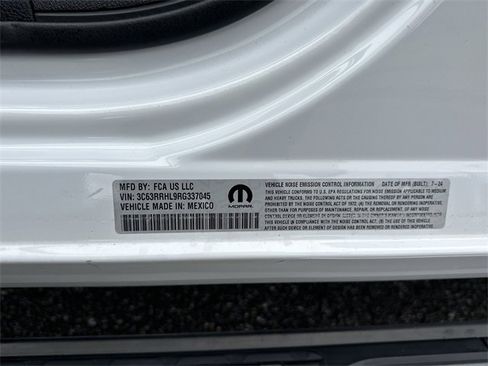 Used 2024 RAM 3500 Big Horn image 34