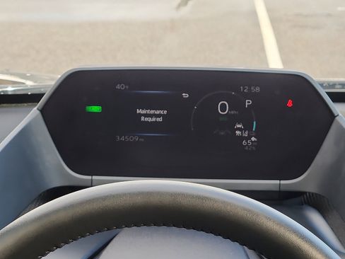 Used 2023 Toyota bZ4X Limited image 14