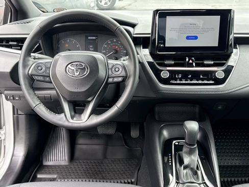 Used 2025 Toyota Corolla SE FWD image 7
