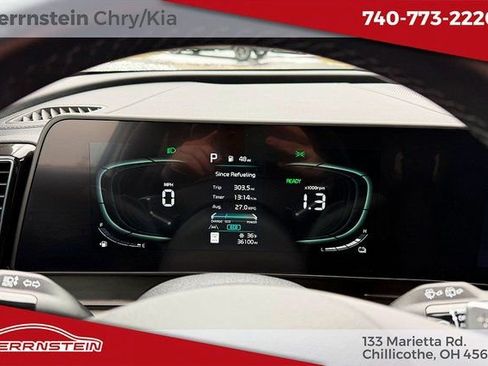 Used 2024 Kia Sportage EX image 17