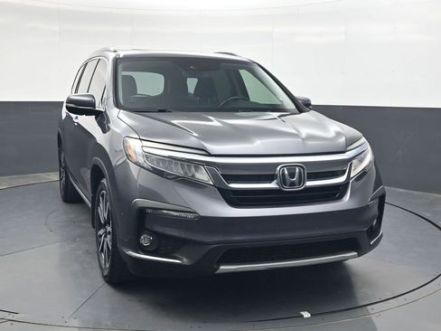 Used 2020 Honda Pilot Touring image 2
