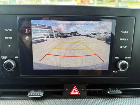 Used 2024 Kia Sportage LX AWD/4WD image 13