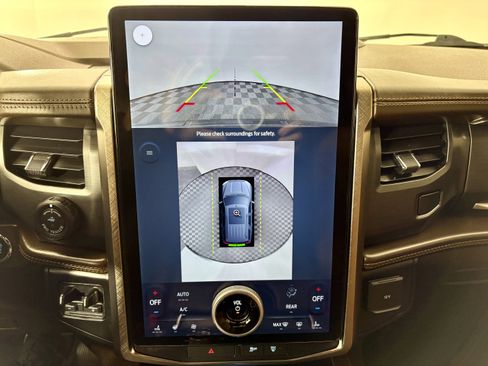 Used 2023 Ford Expedition King Ranch image 19