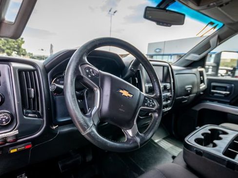 Used 2017 Chevrolet Silverado 2500 LT w/ LT Fleet Convenience Package AWD/4WD image 25