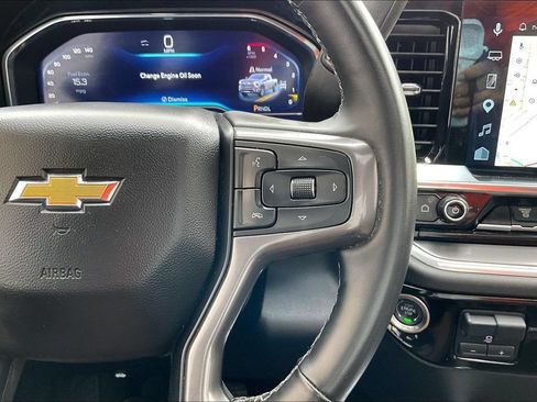 Used 2025 Chevrolet Silverado 2500 High Country w/ High Country Premium Package AWD/4WD image 11