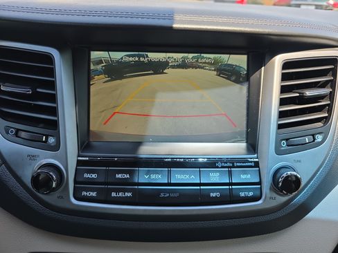 Used 2016 Hyundai Tucson Limited w/ Option Group 03 FWD image 24
