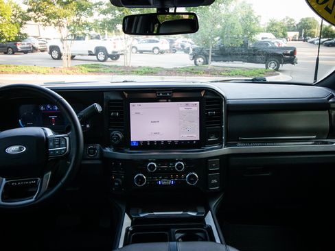 Used 2026 Ford F250 Platinum AWD/4WD image 30