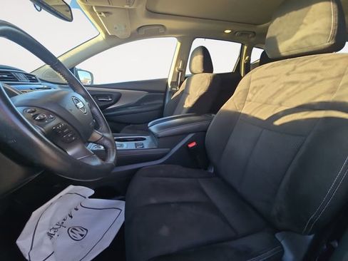 Used 2019 Nissan Murano SV w/ Premium Package image 7