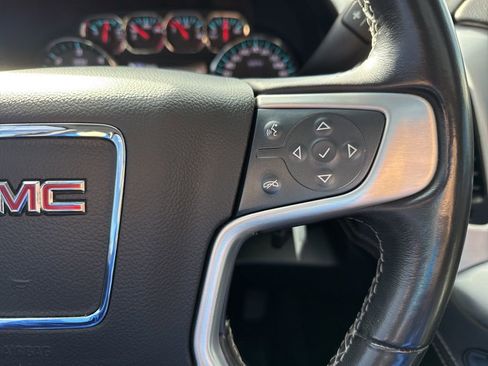 Used 2020 GMC Yukon XL SLT image 23