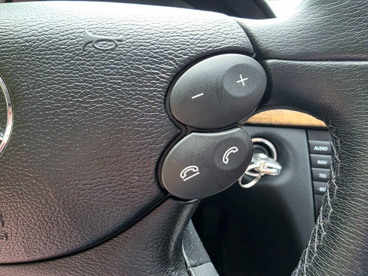 Used 2008 Mercedes-Benz E 550 Sedan image 21