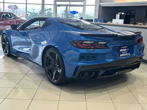 Used 2025 Chevrolet Corvette E-Ray w/ Stealth Interior Trim Package AWD/4WD image 5