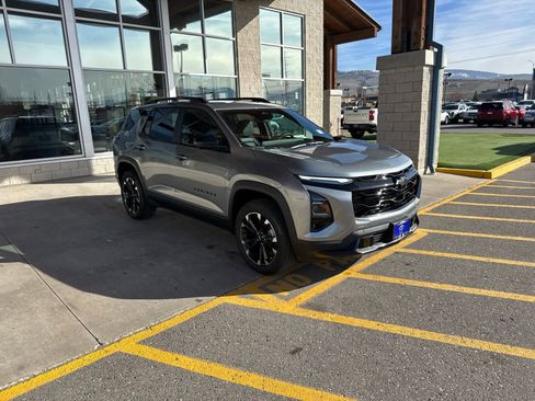 New 2026 Chevrolet Equinox RS w/ Convenience Package III image 3