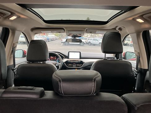 Used 2020 Ford Escape SEL image 32