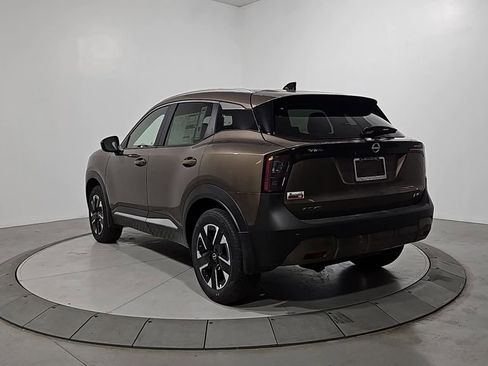 New 2026 Nissan Kicks SV image 3