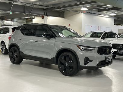 Used 2026 Volvo XC40 B5 Ultra w/ Climate Package