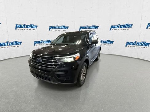 Used 2021 Ford Explorer XLT w/ Class III Trailer Tow Package AWD/4WD image 4