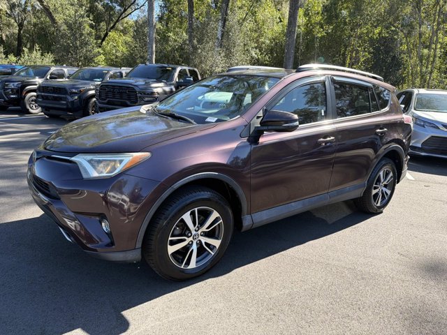 Used 2018 Toyota RAV4 XLE FWD image 5