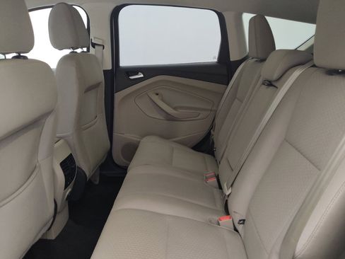 Used 2017 Ford Escape SE FWD image 18