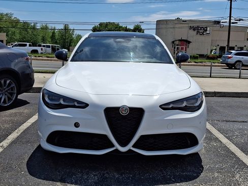 New 2025 Alfa Romeo Giulia AWD w/ Driving Assist Package image 2