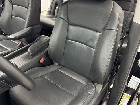 Used 2022 Honda Pilot Touring image 10