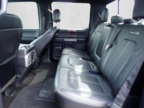 Used 2016 Ford F150 Platinum w/ Equipment Group 701A Luxury AWD/4WD image 8