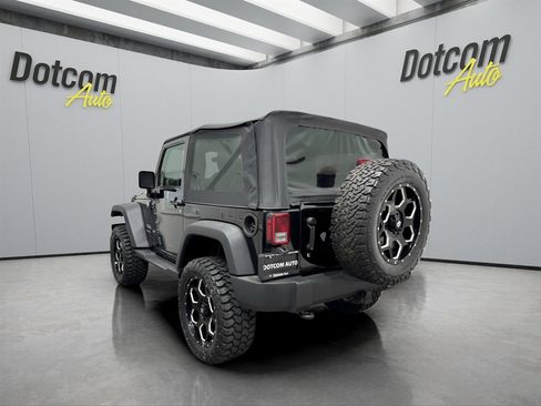 Used 2015 Jeep Wrangler Sport w/ Connectivity Group image 6