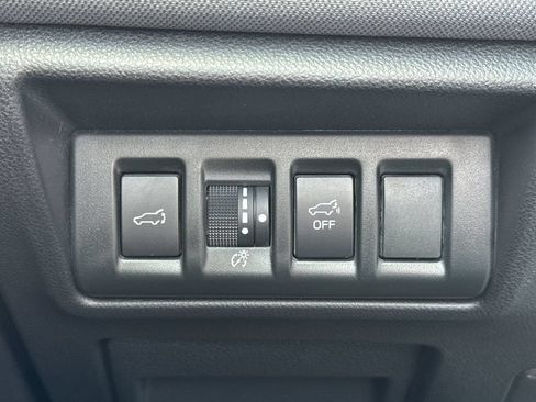 Used 2022 Subaru Outback Premium AWD/4WD image 30