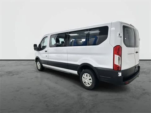 Used 2022 Ford Transit 350 XLT image 9